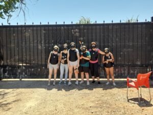 ¿Cuántas personas se necesitan para jugar al paintball